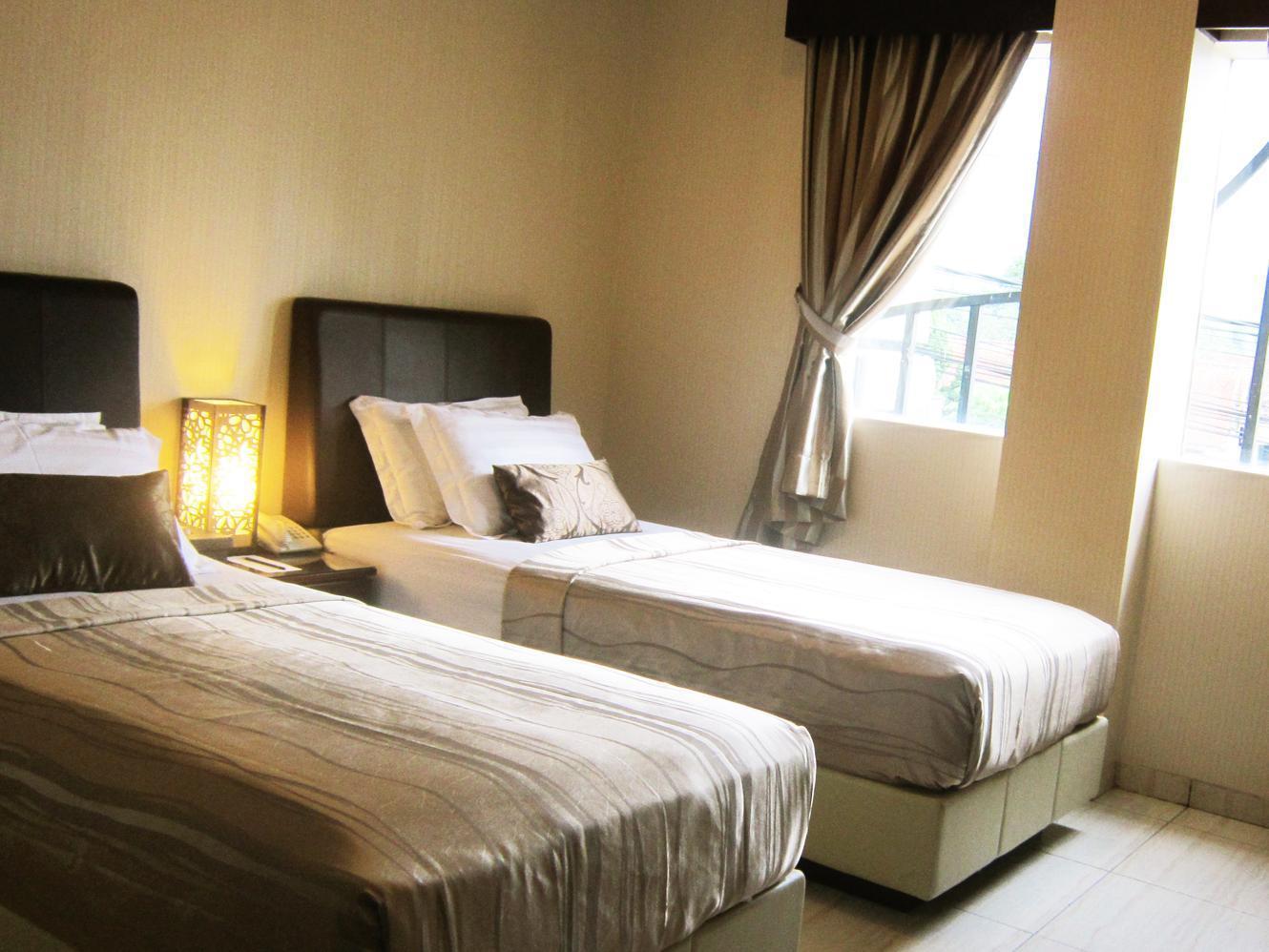 Hotel C3 Semarang Luaran gambar