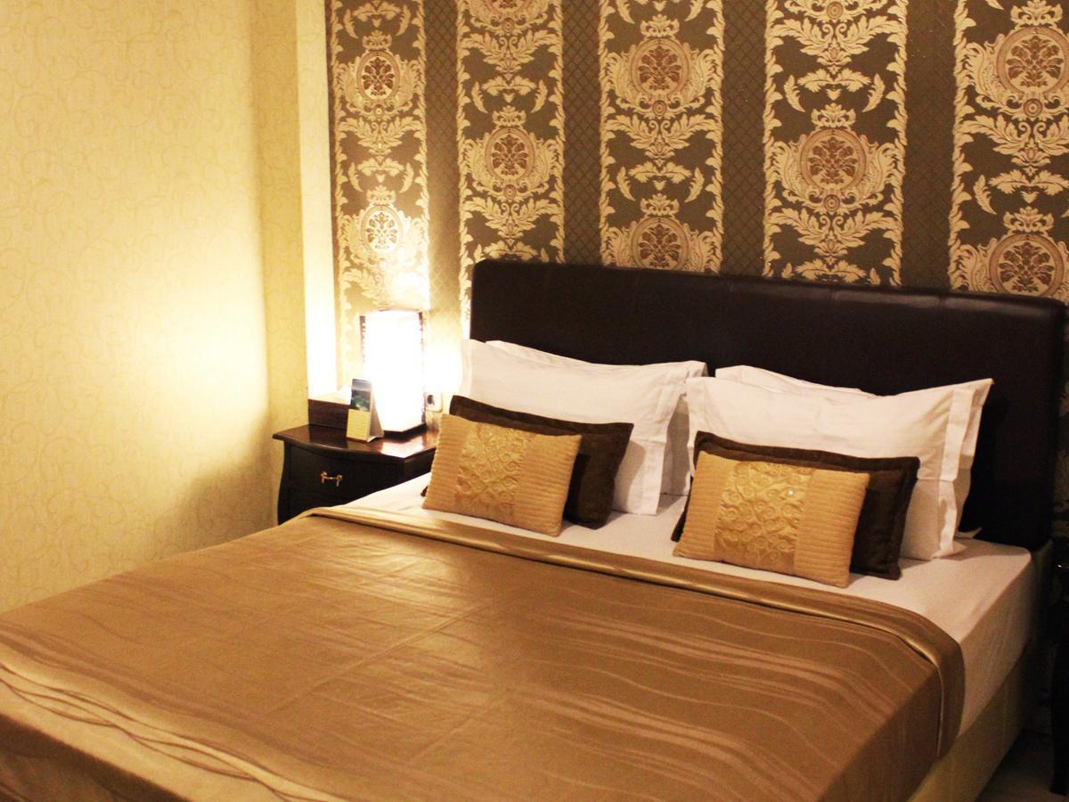 Hotel C3 Semarang Luaran gambar