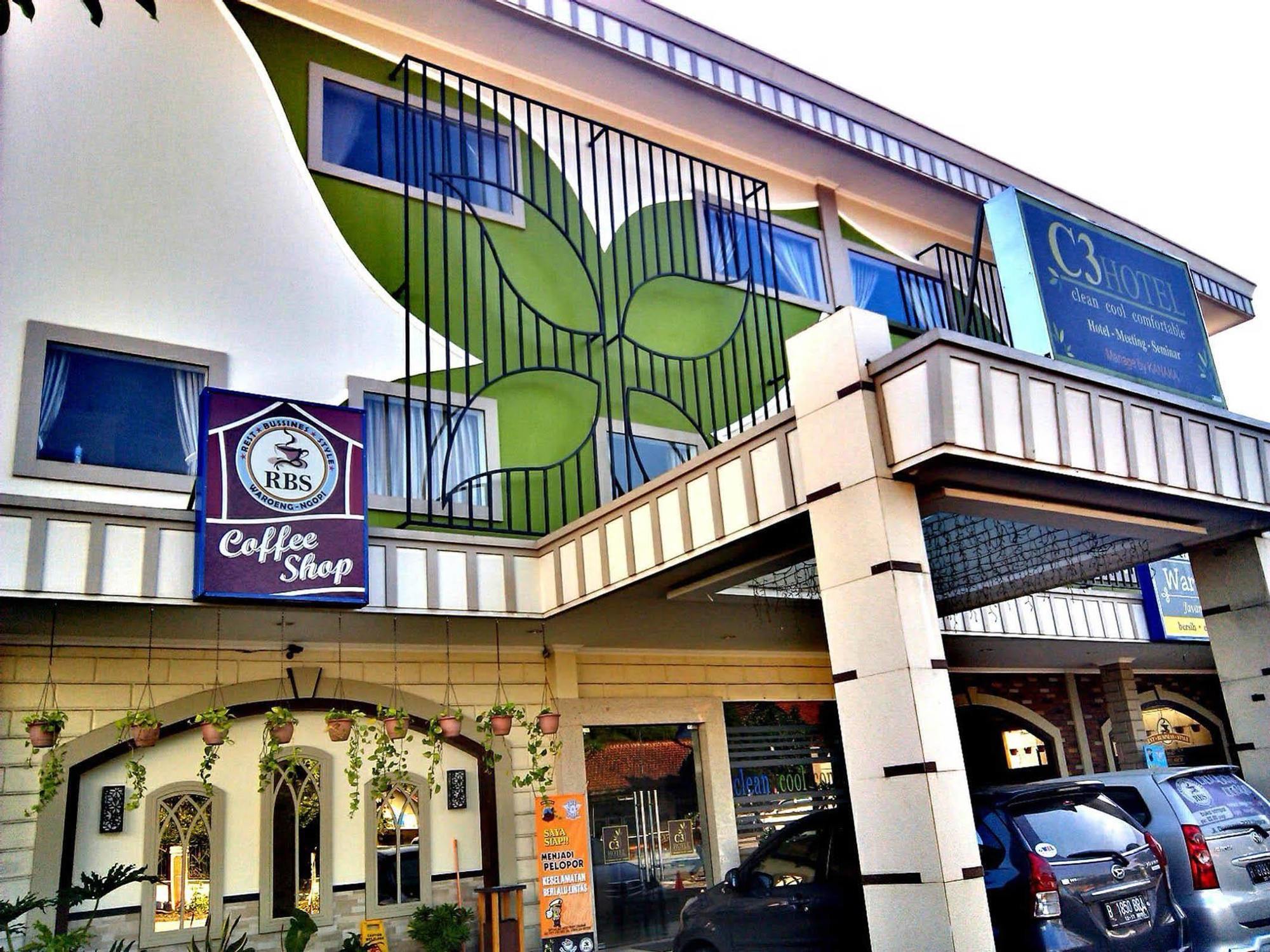 Hotel C3 Semarang Luaran gambar